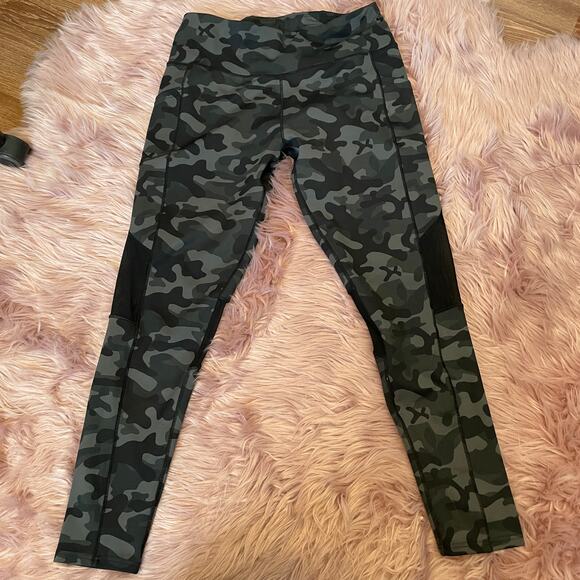 Lildy Sport Camo High Waisted Pocket Leggings - Picture 3 of 14